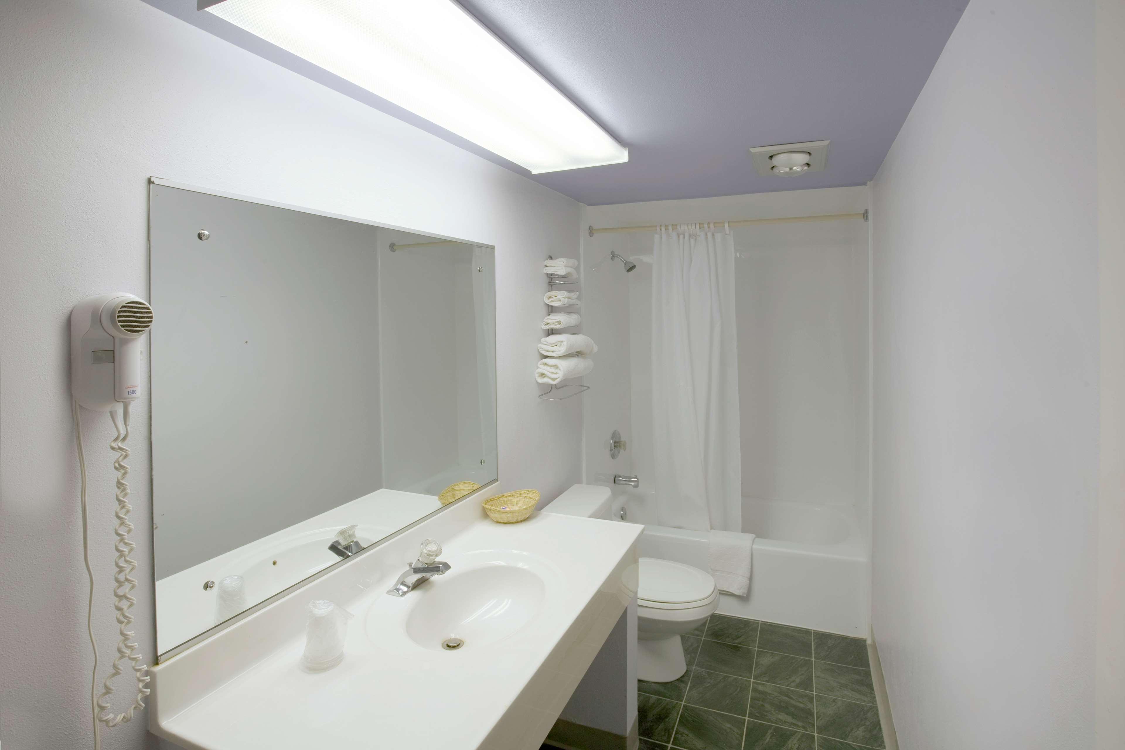 America's Best Value Inn Litchfield Zimmer foto